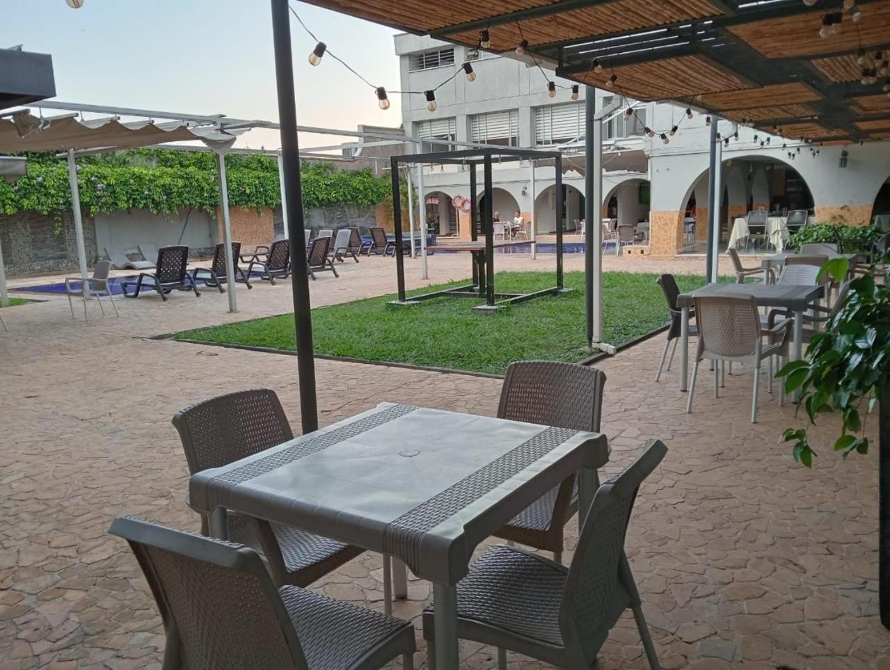 Hotel Don Gregorio การ์ตาโก ภายนอก รูปภาพ