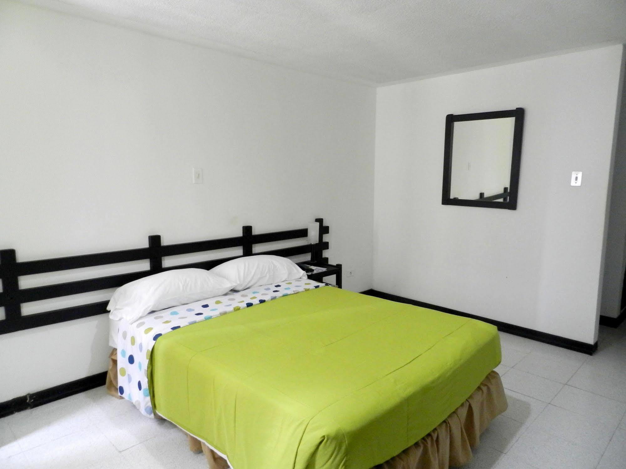 Hotel Don Gregorio การ์ตาโก ภายนอก รูปภาพ